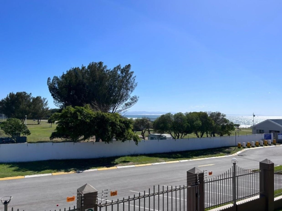 3 Bedroom Property for Sale in Jeffreys Bay Central Eastern Cape